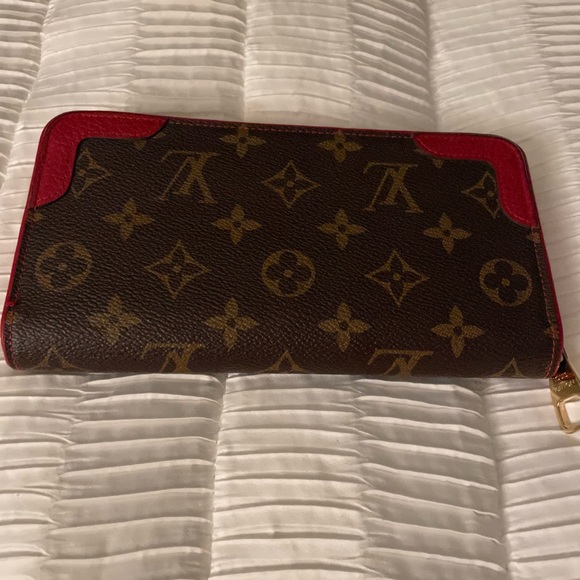 Louis Vuitton zippy wallet - Picture 2 of 8
